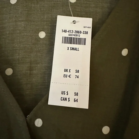 Abercrombie and Fitch polkadot Blouse - Picture 2 of 5